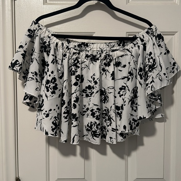 Shein Floral Print Off Shoulder Flowy Crop Blouse - Picture 4 of 5